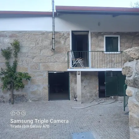 Casa Do Mateus * Santa Leocadia (Porto)